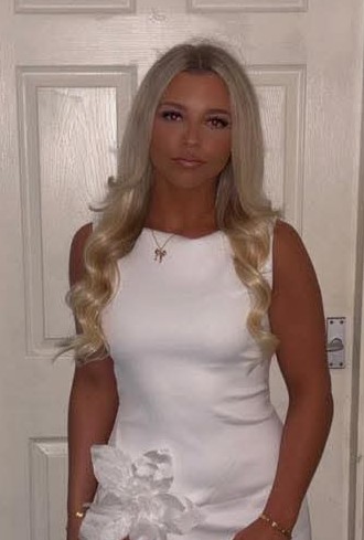 Portrait of former student Olivia Harris from Clairemarie’s School of Dance